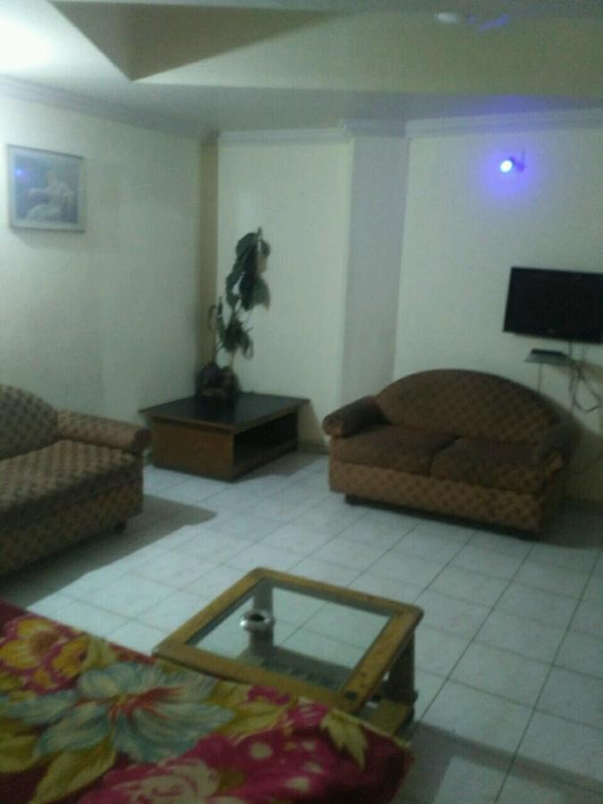 אחמדאבאד Rajshree Hotel מראה חיצוני תמונה