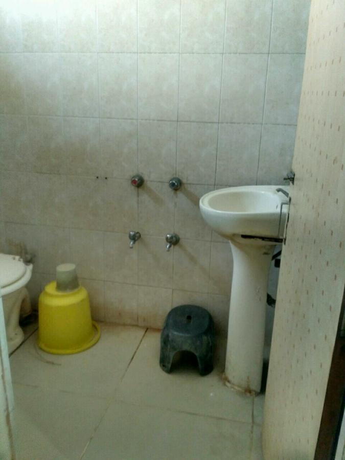 אחמדאבאד Rajshree Hotel מראה חיצוני תמונה