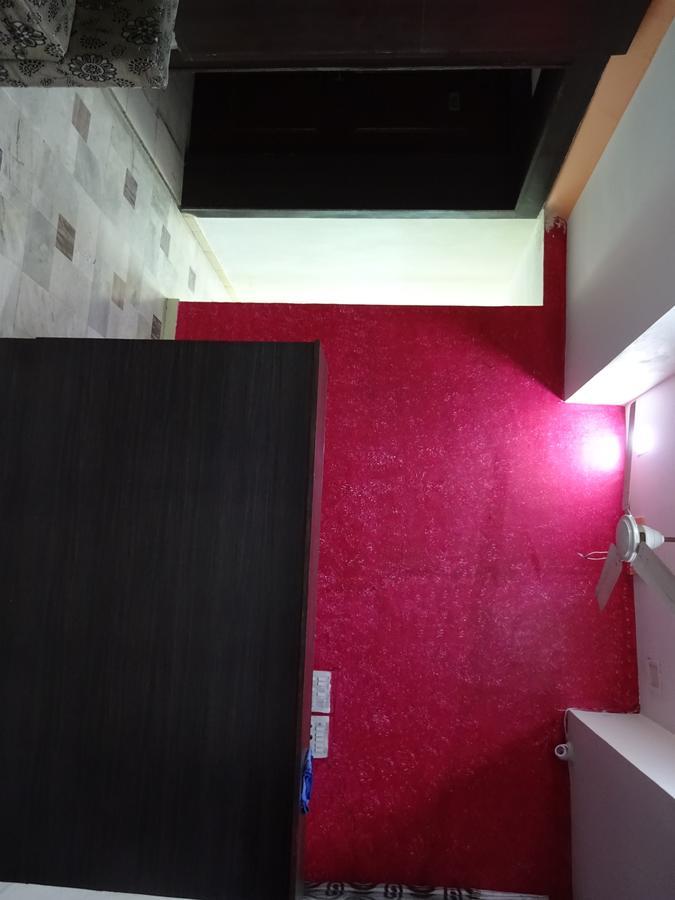 אחמדאבאד Rajshree Hotel מראה חיצוני תמונה